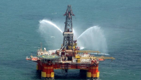 อิหร่านประกาศยุติส่งน้ำมันไปยังประเทศสมาชิกอียูและจัดการซ้อมรบป้องกันภัยทางอากาศ